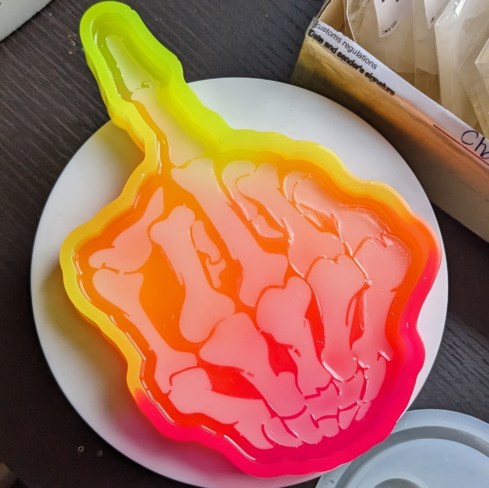Skeleton tray